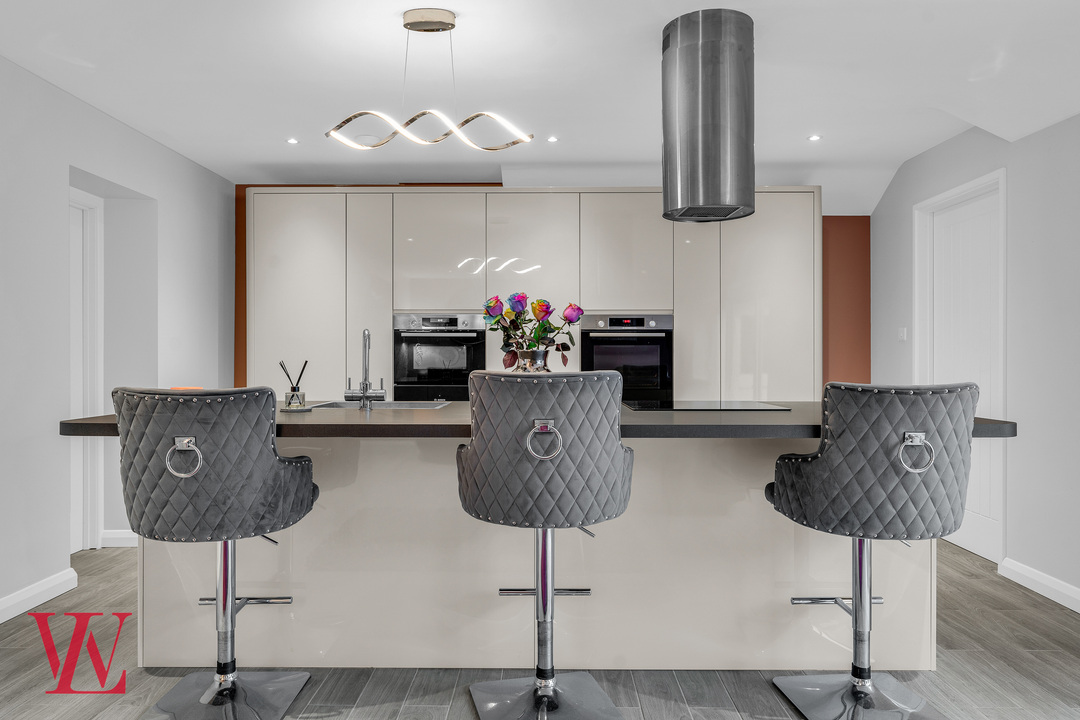 3 bed semi-detached house for sale in Rainbow Road, Matching Tye, Harlow, Essex  - Property Image 5