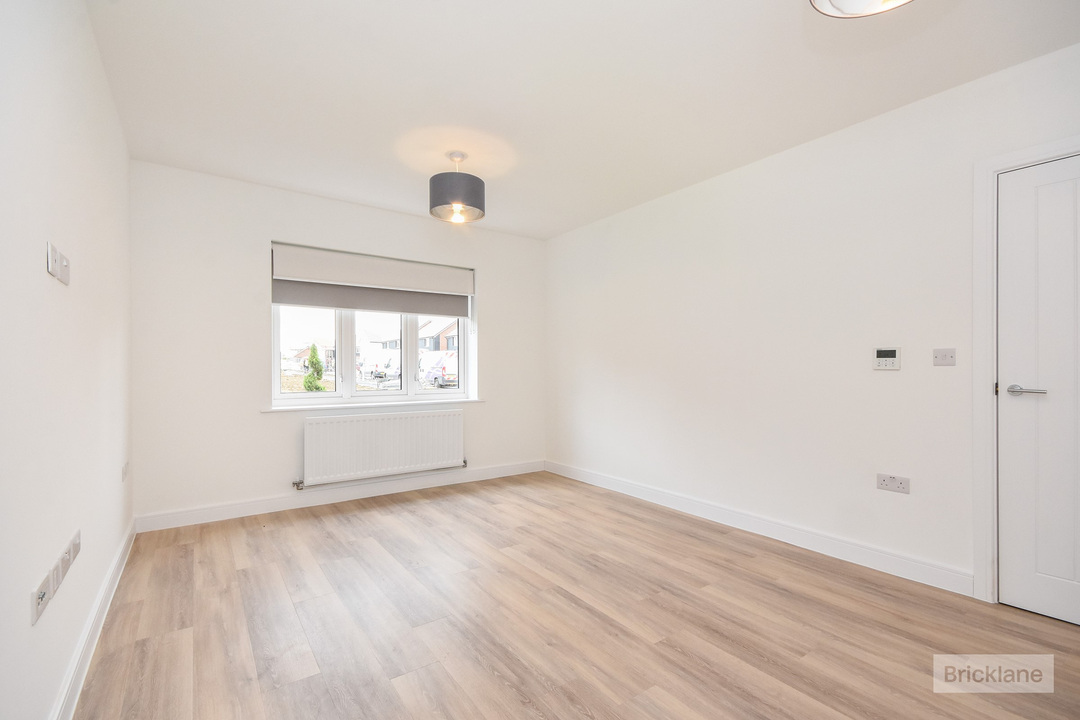 4 bed detached house to rent in Moors Field Drive, Little Dunmow, Dunmow, Essex  - Property Image 4