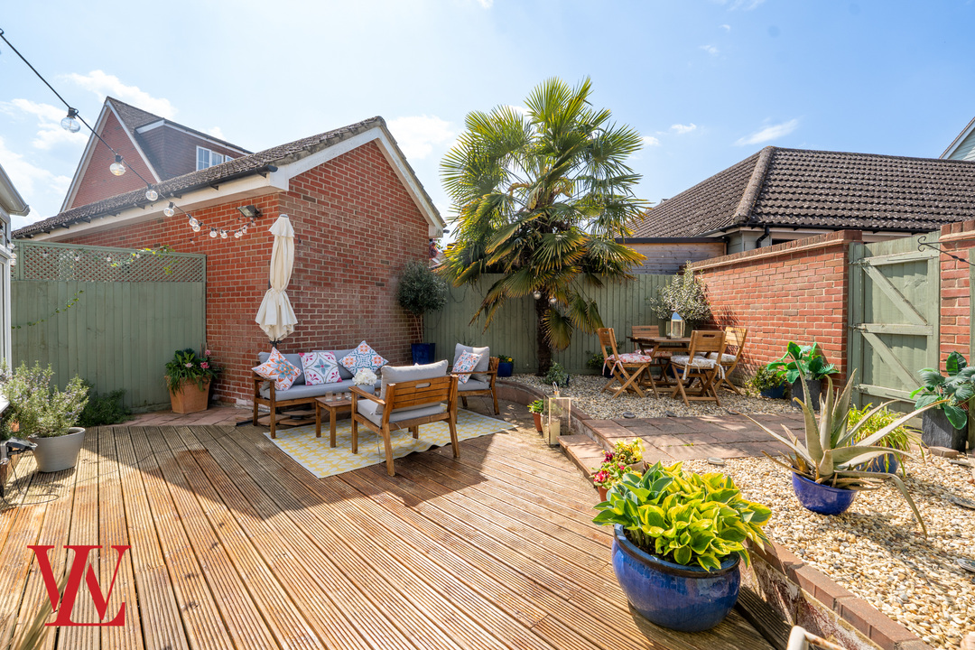 4 bed semi-detached house for sale in Burgattes Road, Little Canfield, Dunmow, Essex 21