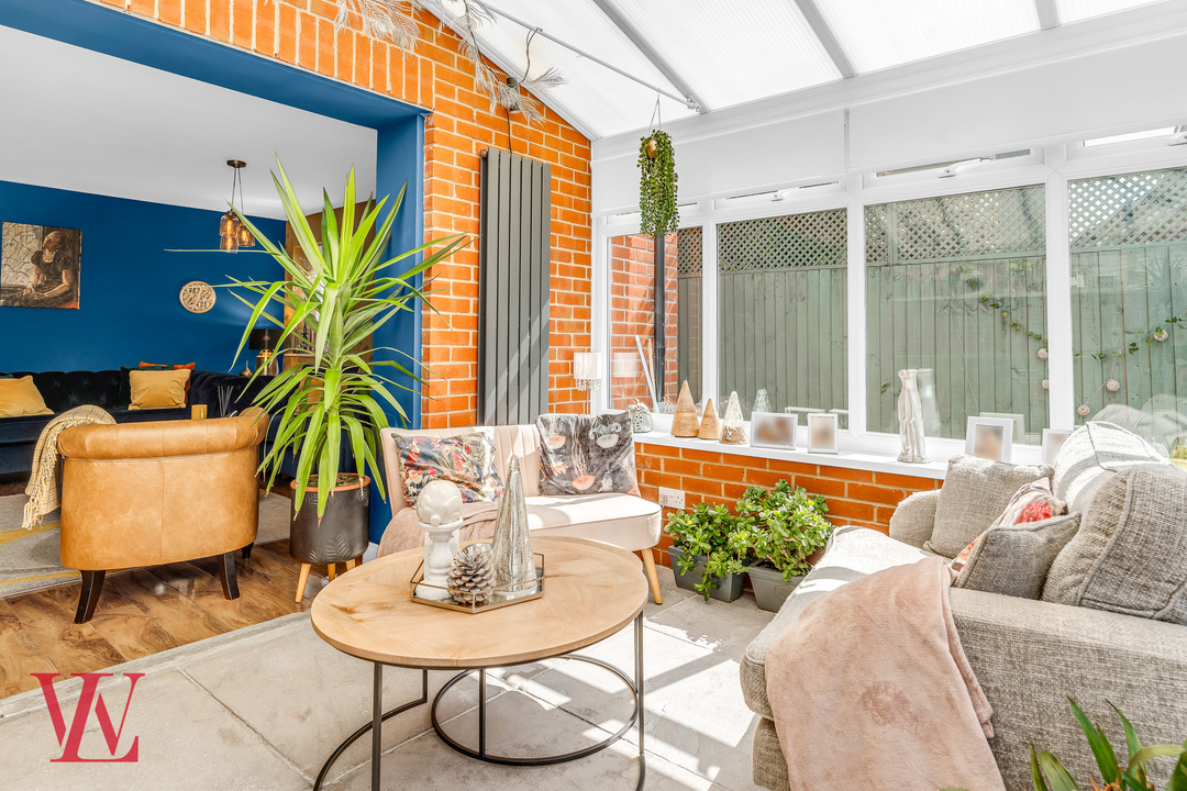 4 bed semi-detached house for sale in Burgattes Road, Little Canfield, Dunmow, Essex  - Property Image 7