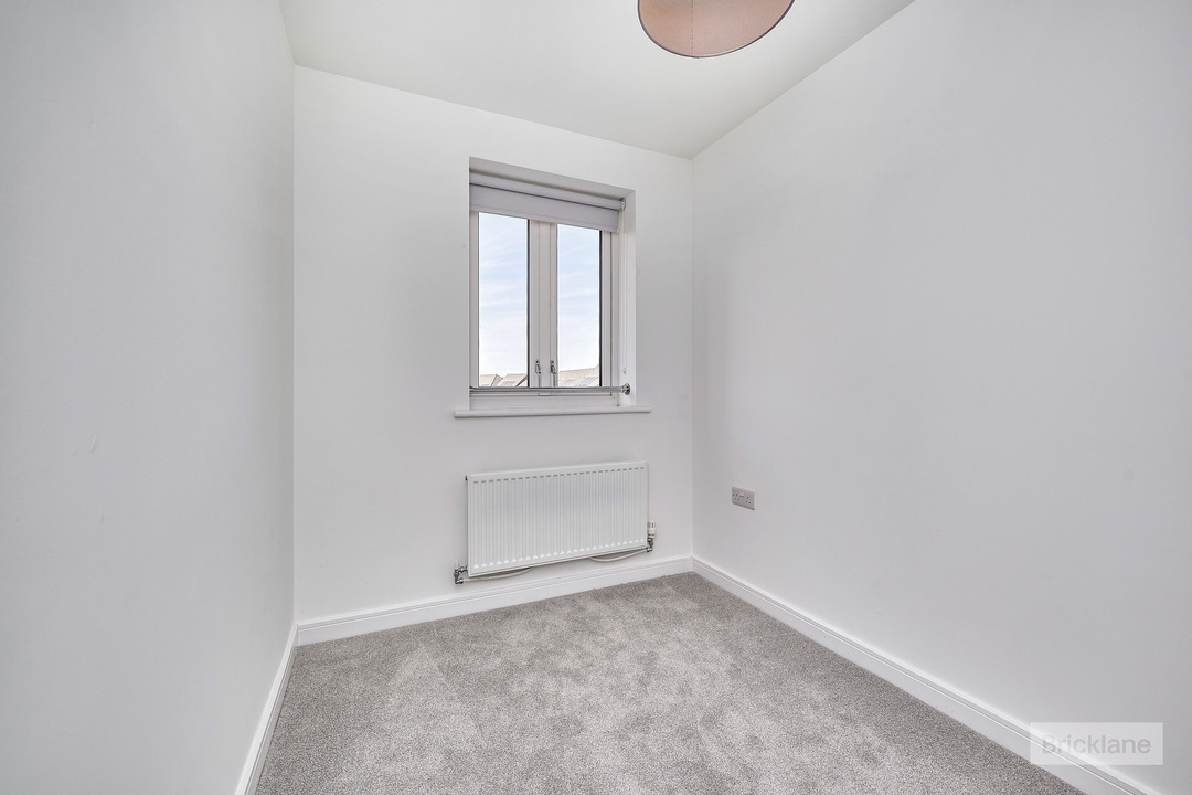 3 bed semi-detached house to rent in Handscomb Way, Bishops Stortford, Hertfordshire  - Property Image 10
