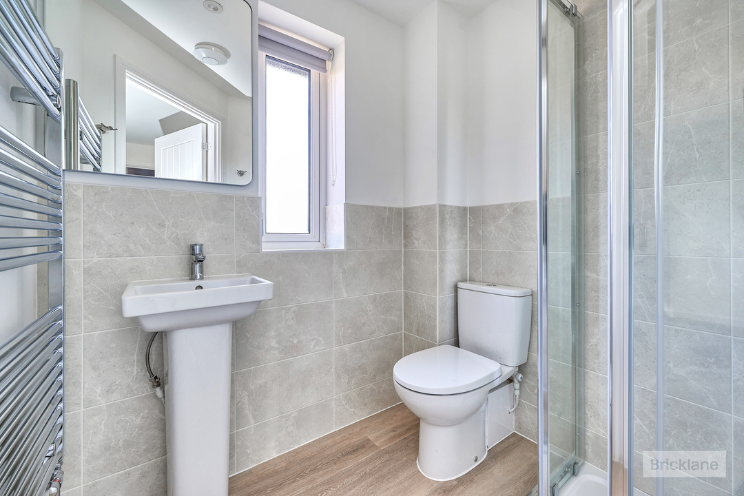 3 bed semi-detached house to rent in Handscomb Way, Bishops Stortford, Hertfordshire  - Property Image 18