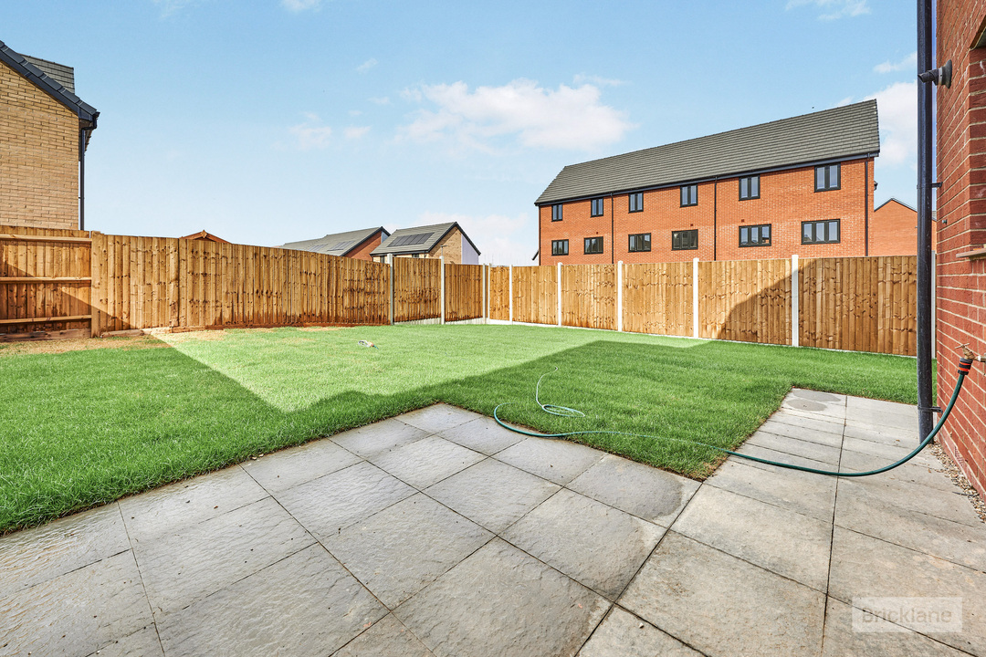 3 bed semi-detached house to rent in Handscomb Way, Bishops Stortford, Hertfordshire  - Property Image 20