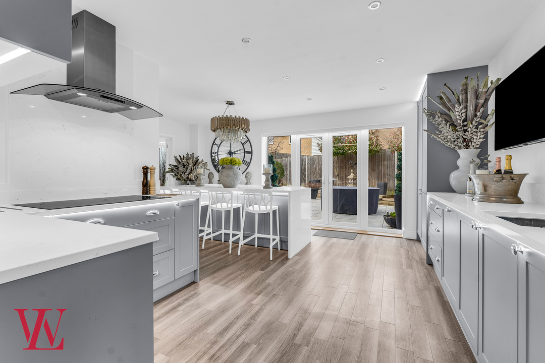 4 bed detached house for sale in Bergham Close, Bishop's Stortford, Hertfordshire 1