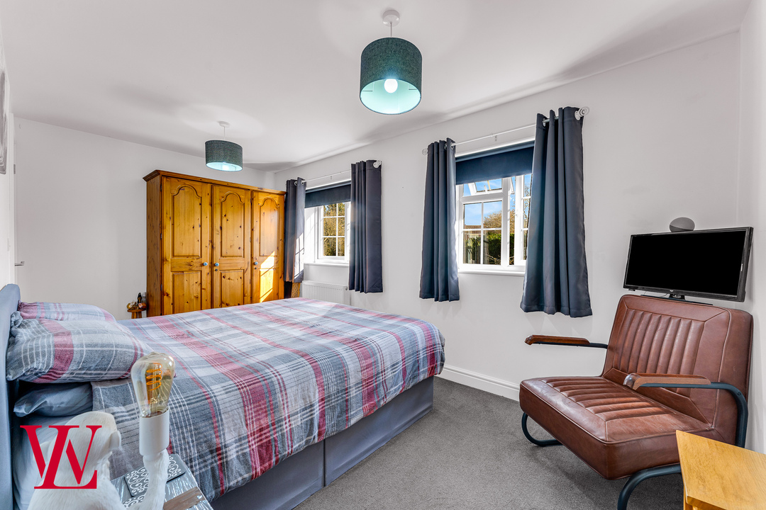 3 bed end of terrace house for sale in Benningfield Road, Widford, Ware, Hertfordshire  - Property Image 9