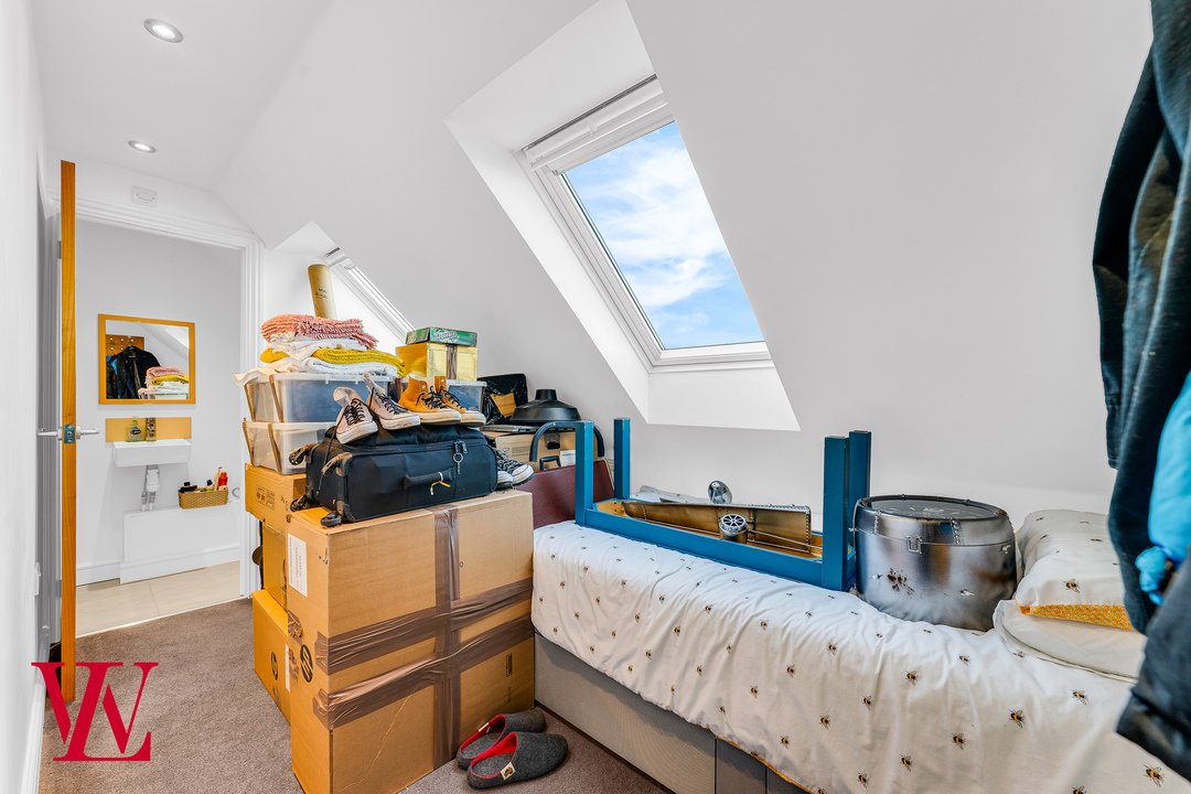 3 bed end of terrace house for sale in Benningfield Road, Widford, Ware, Hertfordshire 12