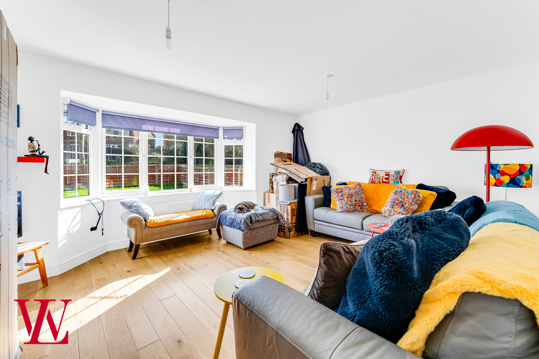 3 bed end of terrace house for sale in Benningfield Road, Widford, Ware, Hertfordshire 7