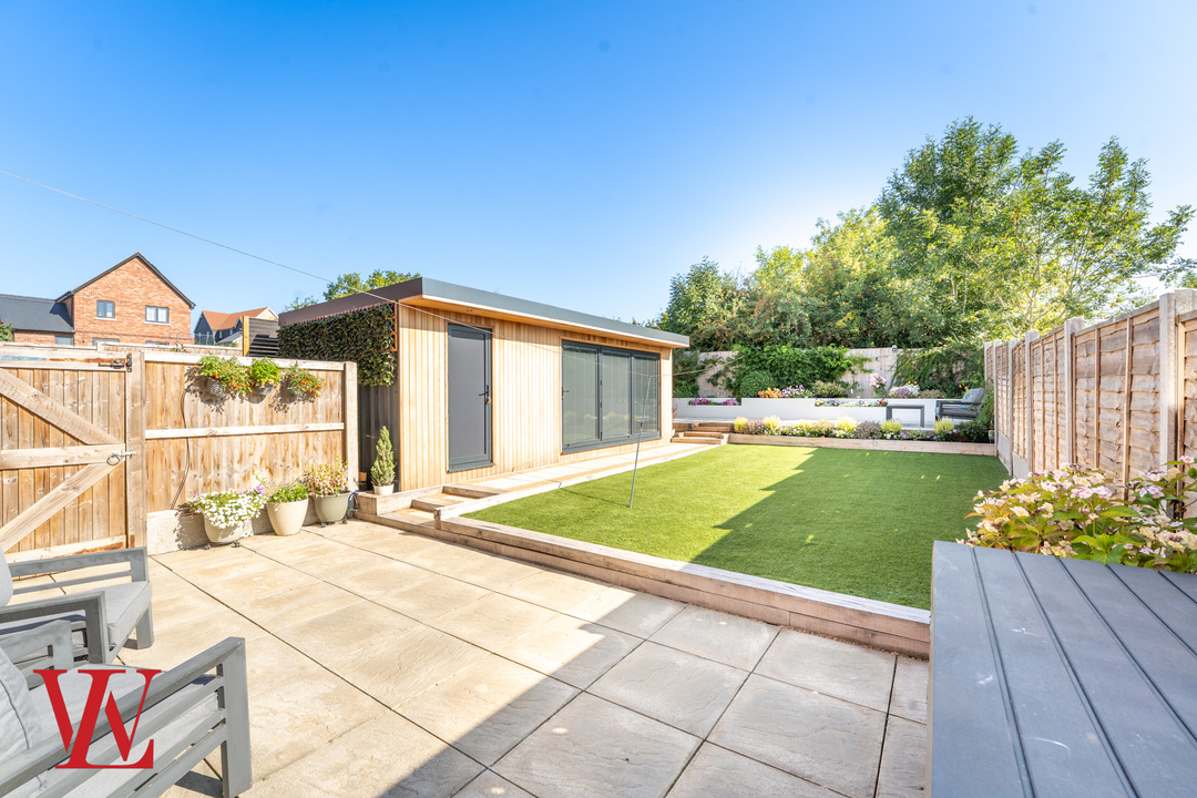 4 bed link detached house for sale in Carlton Way, Bishop's Stortford, Hertfordshire  - Property Image 24