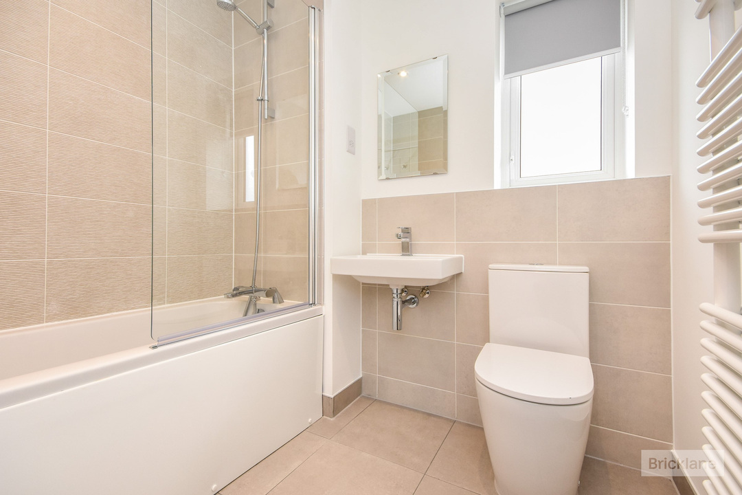 2 bed semi-detached house to rent in Moors Field Drive, Little Dunmow, Dunmow, Essex  - Property Image 9
