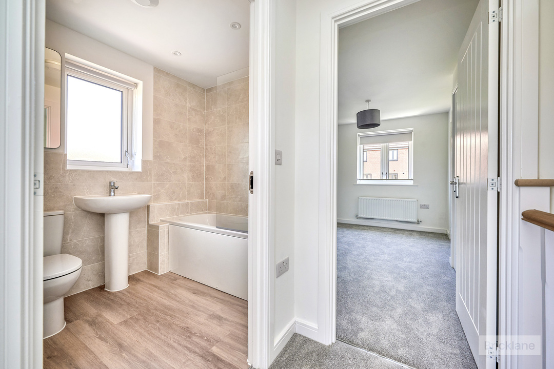 2 bed semi-detached house to rent in Handscomb Way, Bishops Stortford, Hertfordshire  - Property Image 13
