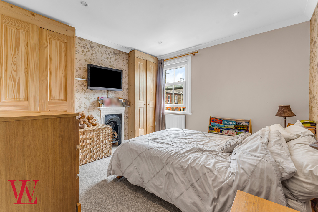 2 bed terraced house for sale in Jervis Road, Bishop's Stortford, Hertfordshire  - Property Image 7