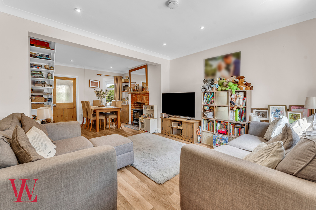 2 bed terraced house for sale in Jervis Road, Bishop's Stortford, Hertfordshire  - Property Image 2