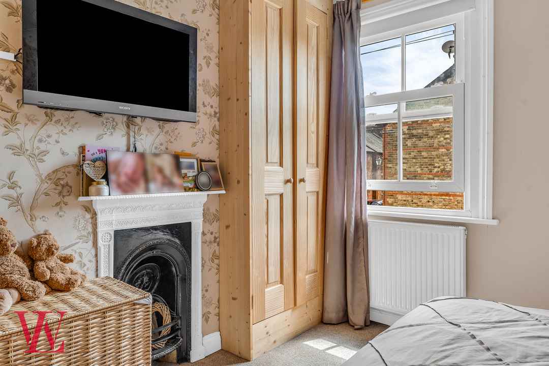 2 bed terraced house for sale in Jervis Road, Bishop's Stortford, Hertfordshire  - Property Image 8