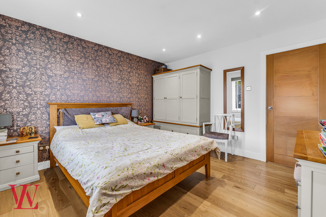 4 bed detached house for sale in The Ridings, Bishop's Stortford, Hertfordshire 16