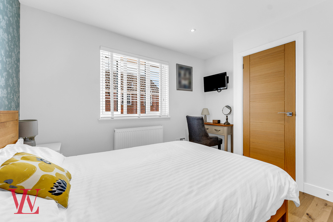 4 bed detached house for sale in The Ridings, Bishop's Stortford, Hertfordshire  - Property Image 21