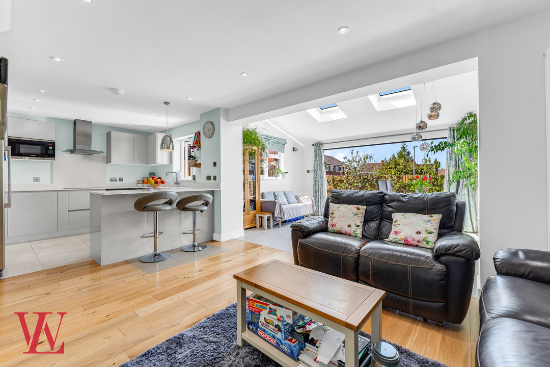 4 bed detached house for sale in The Ridings, Bishop's Stortford, Hertfordshire  - Property Image 2