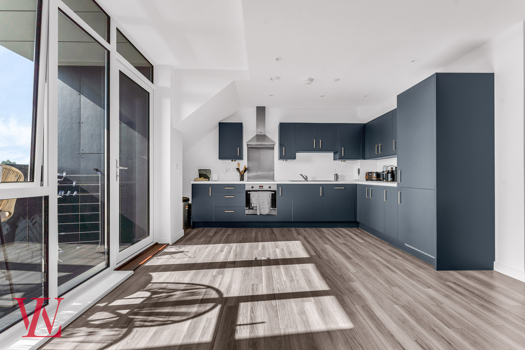 2 bed apartment for sale in Sidings House, Brunel Drive, Bishop's Stortford, Hertfordshire 2