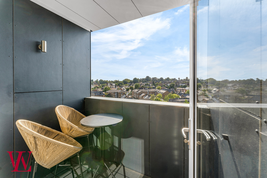 2 bed apartment for sale in Sidings House, Brunel Drive, Bishop's Stortford, Hertfordshire 3