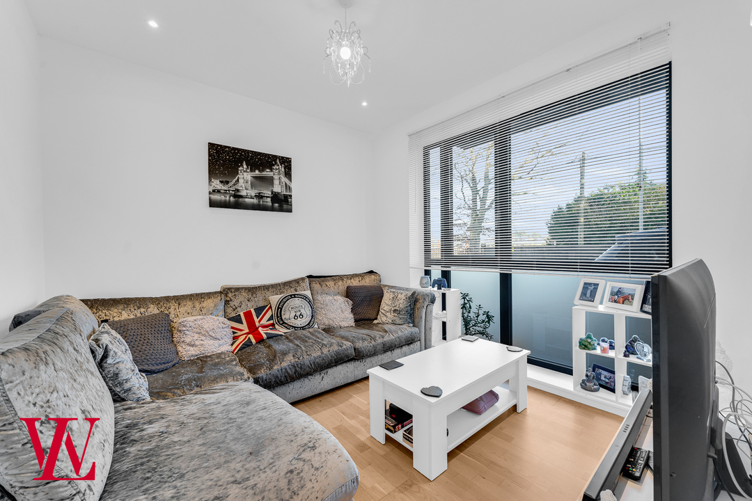 3 bed semi-detached house for sale in Lower Mead Close, Henham  - Property Image 8