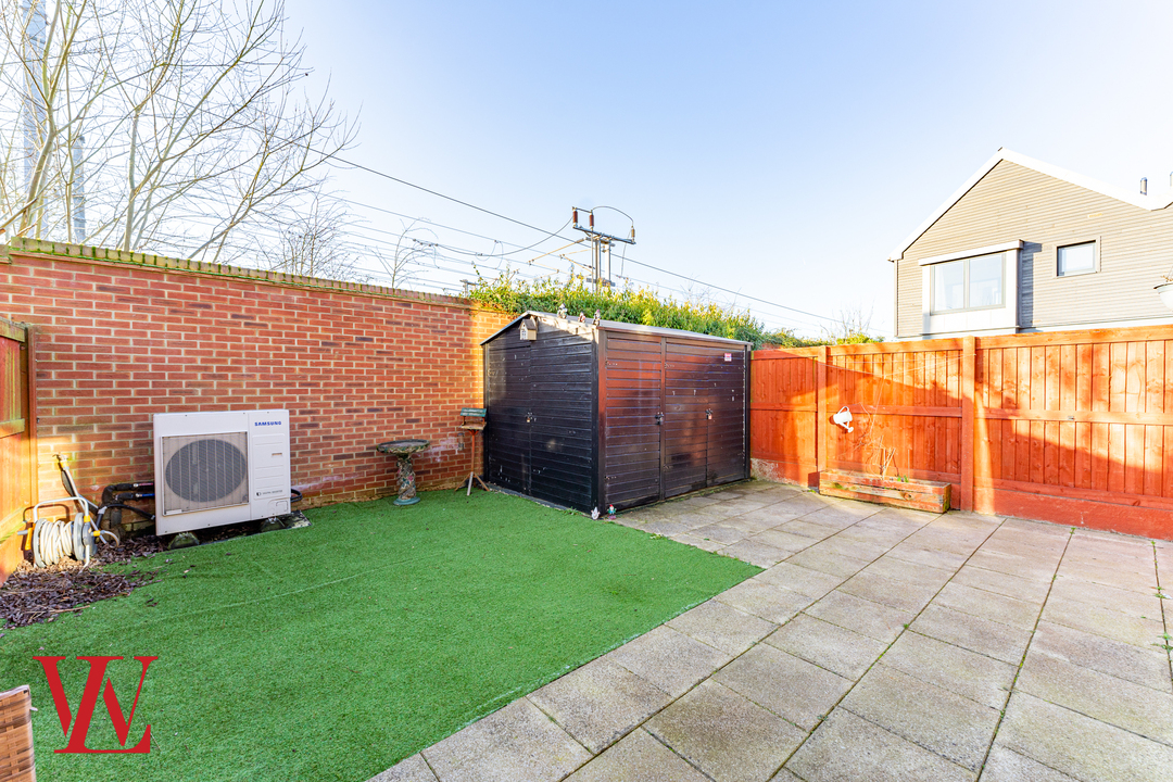 3 bed semi-detached house for sale in Lower Mead Close, Henham  - Property Image 18