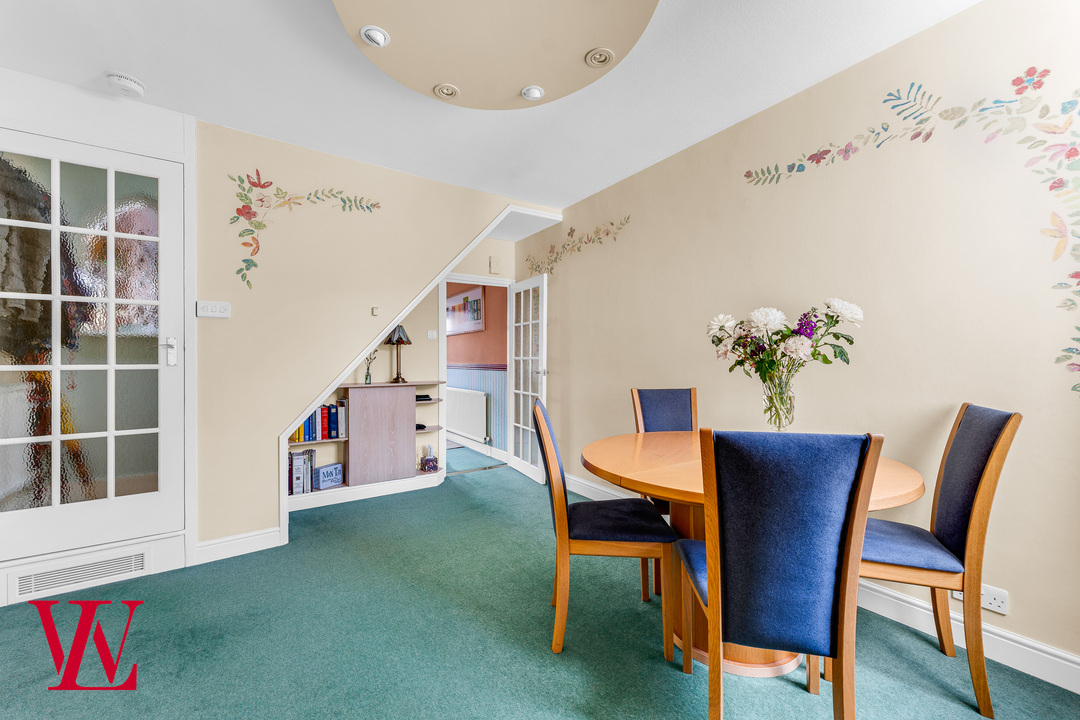 4 bed terraced house for sale in Elm Grove, Bishop's Stortford, Hertfordshire  - Property Image 4