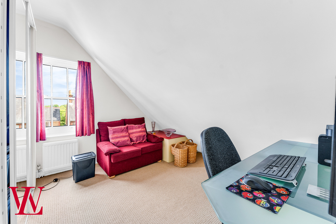 4 bed terraced house for sale in Elm Grove, Bishop's Stortford, Hertfordshire  - Property Image 13