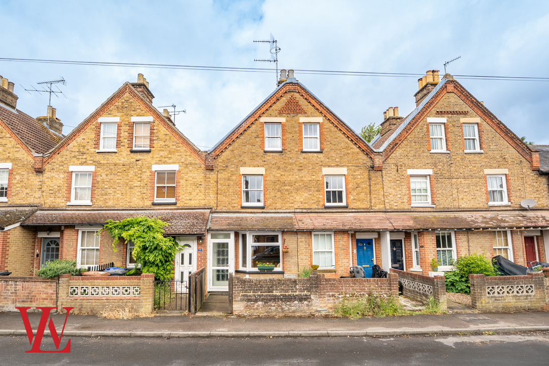 4 bed terraced house for sale in Elm Grove, Bishop's Stortford, Hertfordshire - Property Image 1
