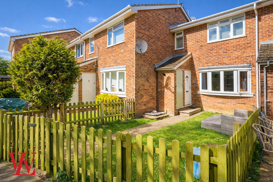1 bed maisonette for sale in Wheat Croft, Bishop's Stortford, Hertfordshire  - Property Image 12