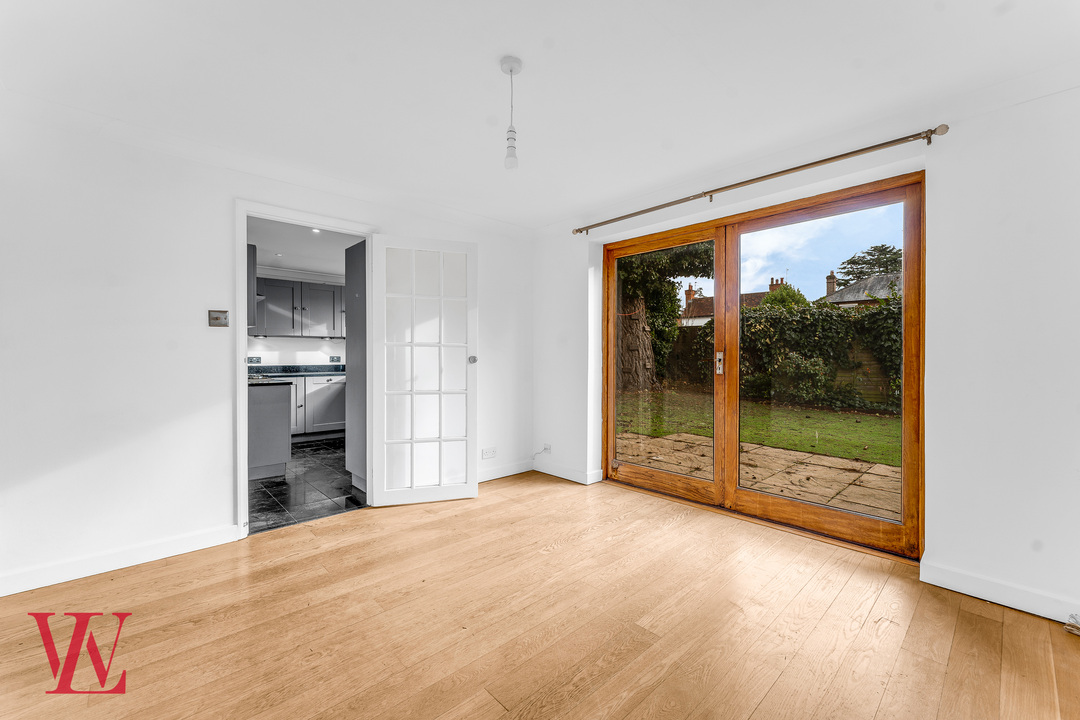 3 bed detached house for sale in Sandle Road, Bishop's Stortford, Hertfordshire  - Property Image 4