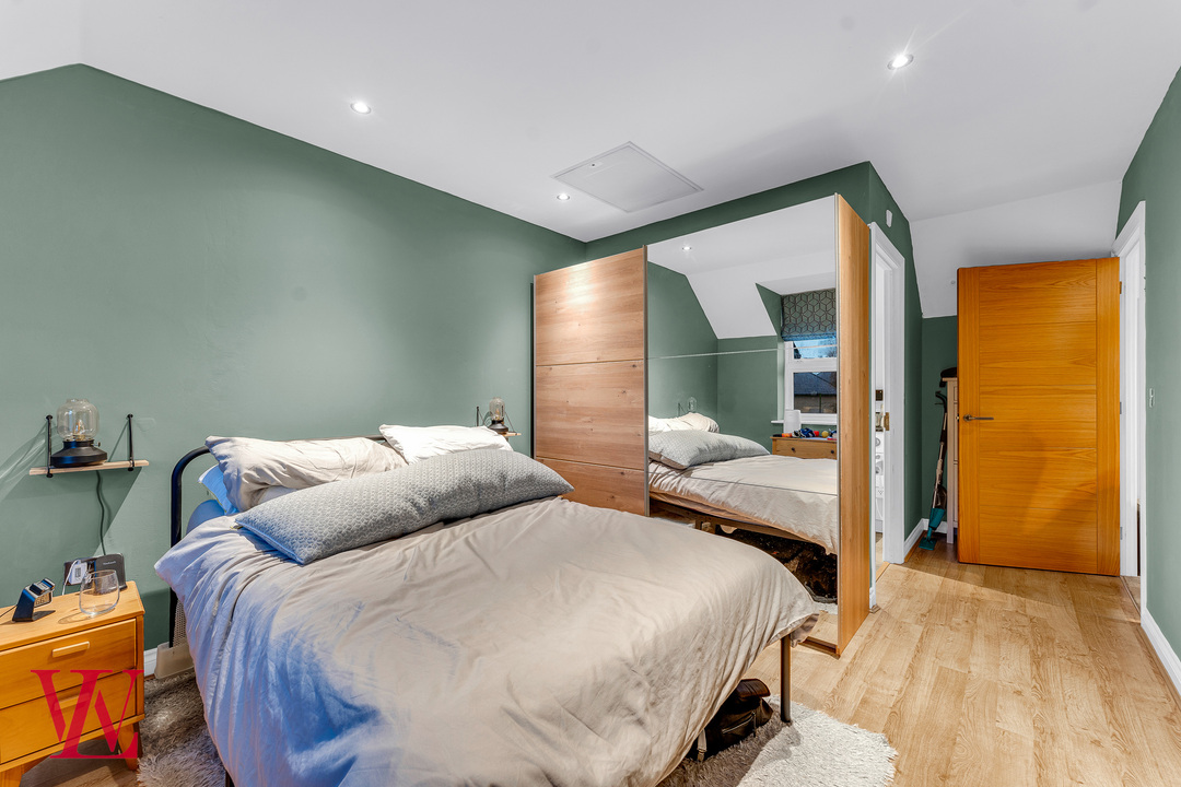 2 bed maisonette for sale in Nightingales, Bishop's Stortford, Hertfordshire  - Property Image 11