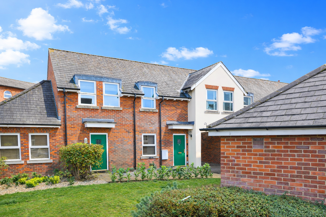 2 bed maisonette for sale in Nightingales, Bishop's Stortford, Hertfordshire  - Property Image 1