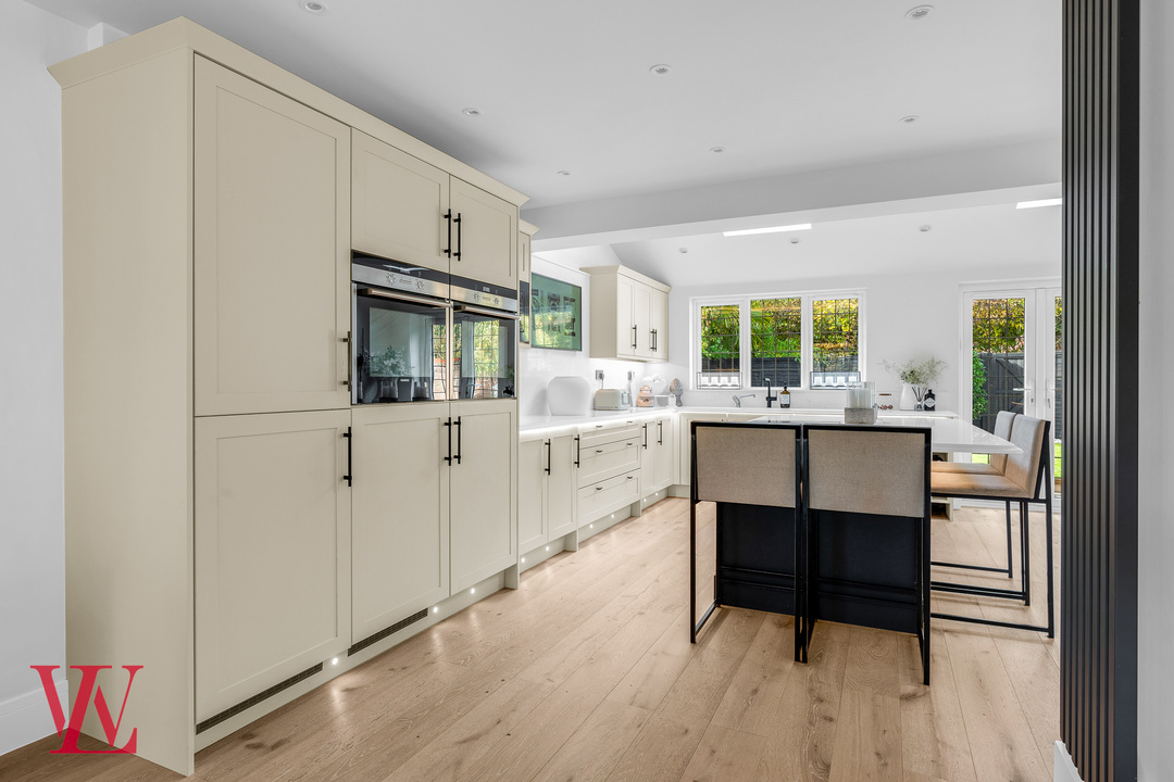 4 bed detached house for sale in Blacksmith Close, Bishop's Stortford, Hertfordshire 4