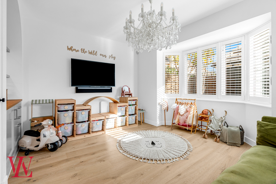 4 bed detached house for sale in Blacksmith Close, Bishop's Stortford, Hertfordshire  - Property Image 17