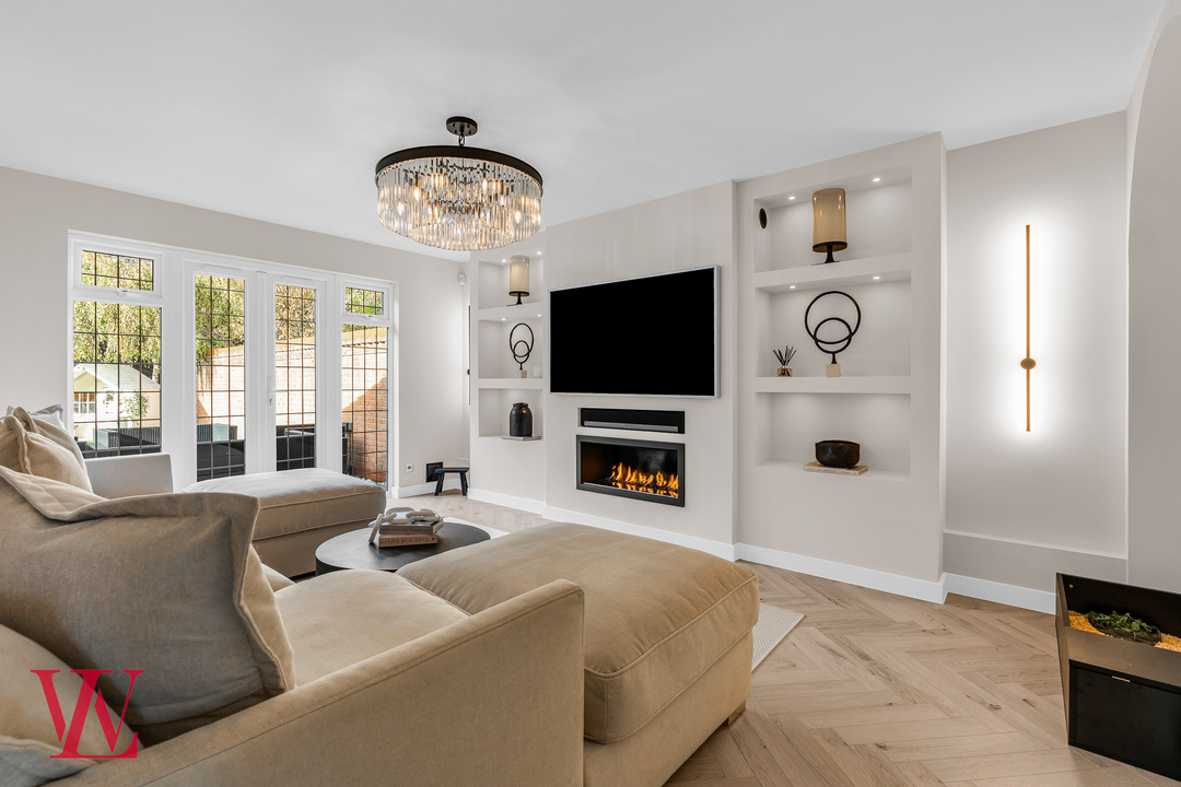 4 bed detached house for sale in Blacksmith Close, Bishop's Stortford, Hertfordshire  - Property Image 12