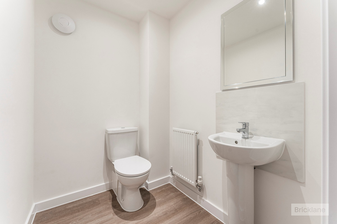 3 bed semi-detached house to rent in Curtis Road, Bishop's Stortford, Hertfordshire  - Property Image 10