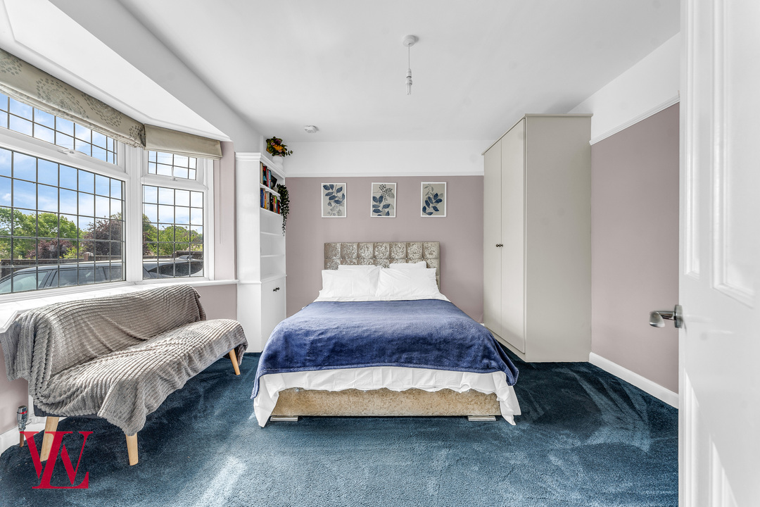 4 bed detached house for sale in High Lane, Stansted 16