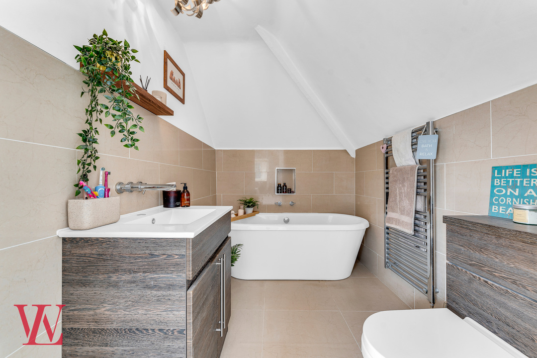 4 bed detached house for sale in High Lane, Stansted  - Property Image 27