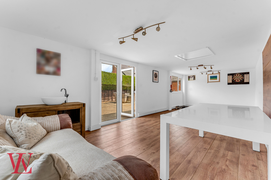 4 bed detached house for sale in High Lane, Stansted 29