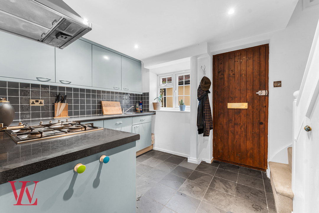 1 bed end of terrace house for sale in Dunmow Road, Bishop's Stortford, Hertfordshire  - Property Image 6