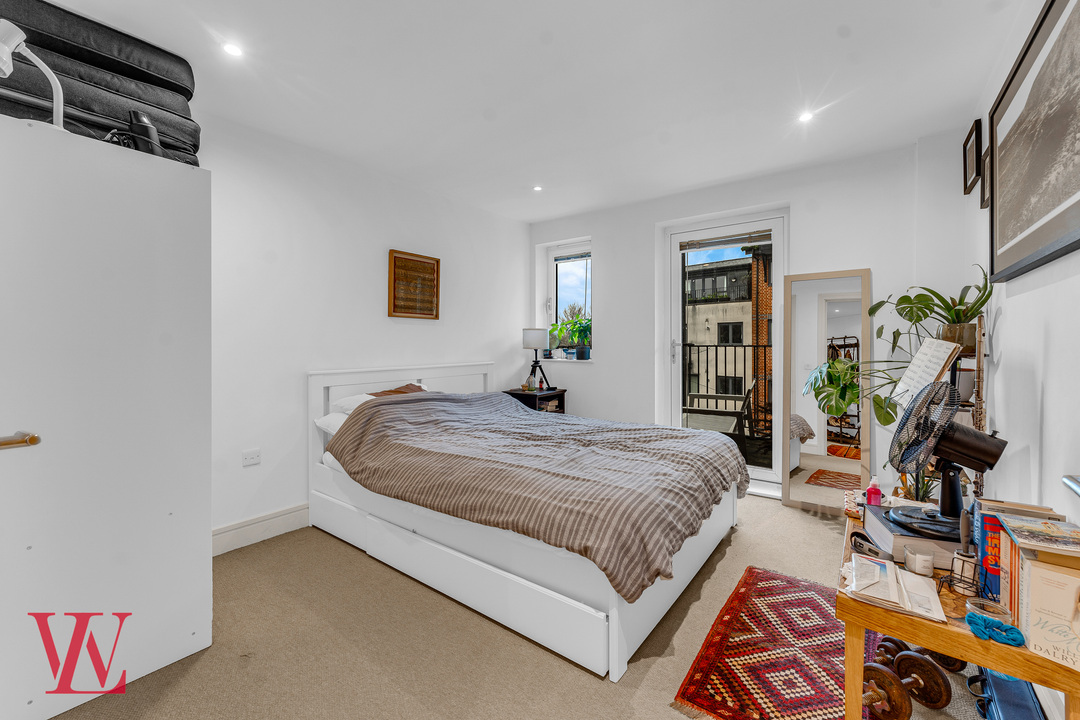 2 bed apartment for sale in Tanners Wharf, Bishop's Stortford, Hertfordshire 6