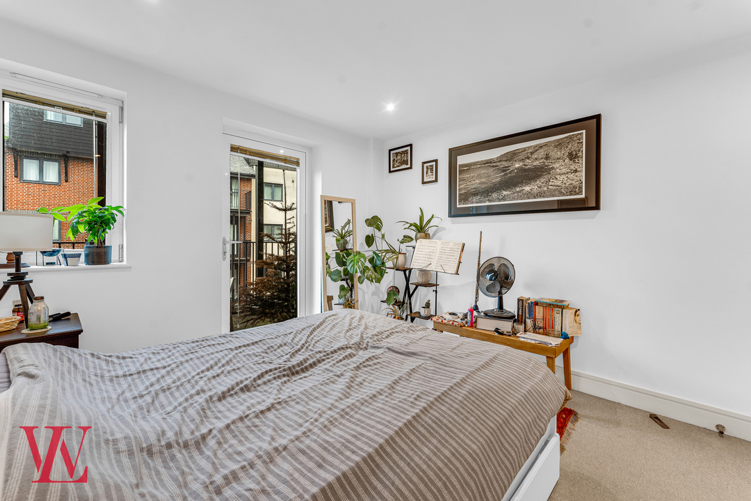 2 bed apartment for sale in Tanners Wharf, Bishop's Stortford, Hertfordshire 7