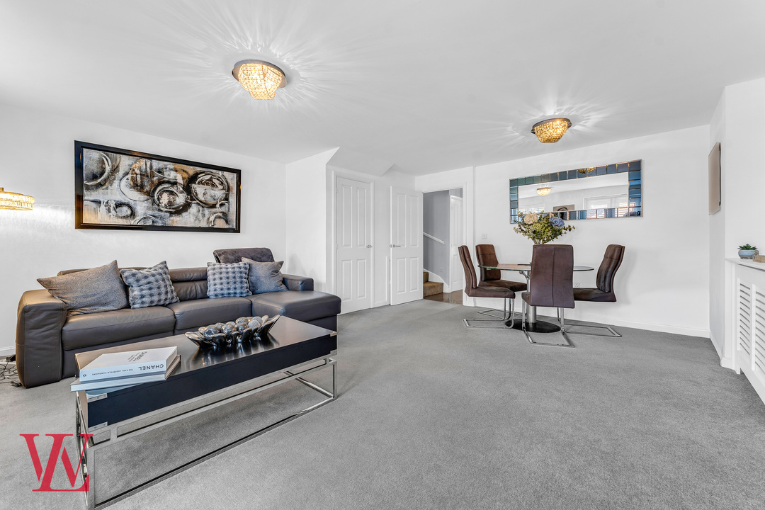 4 bed semi-detached house for sale in Cooper Smith Road, Takeley, Bishop's Stortford, Essex  - Property Image 4