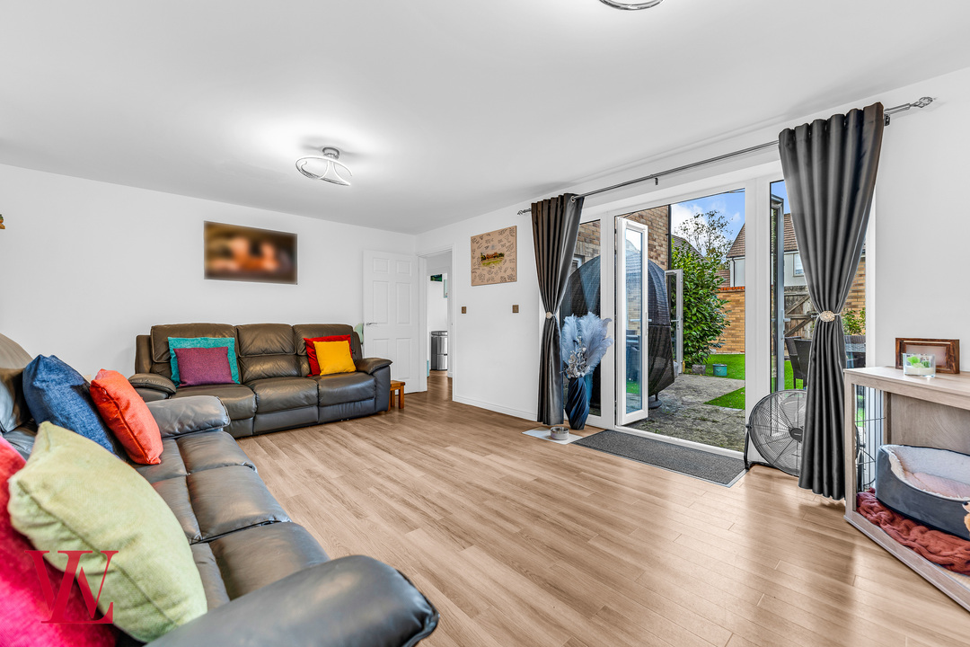 4 bed detached house for sale in Hailes Wood, Elsenham, Bishop's Stortford, Essex 9