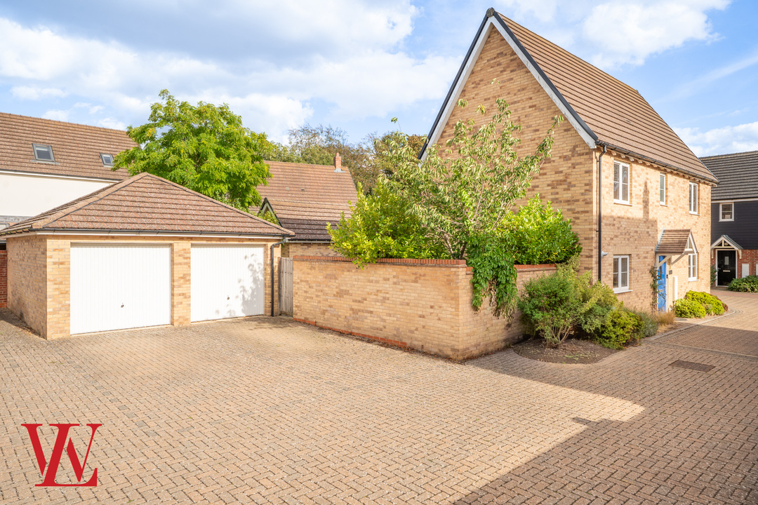 4 bed detached house for sale in Hailes Wood, Elsenham, Bishop's Stortford, Essex  - Property Image 27