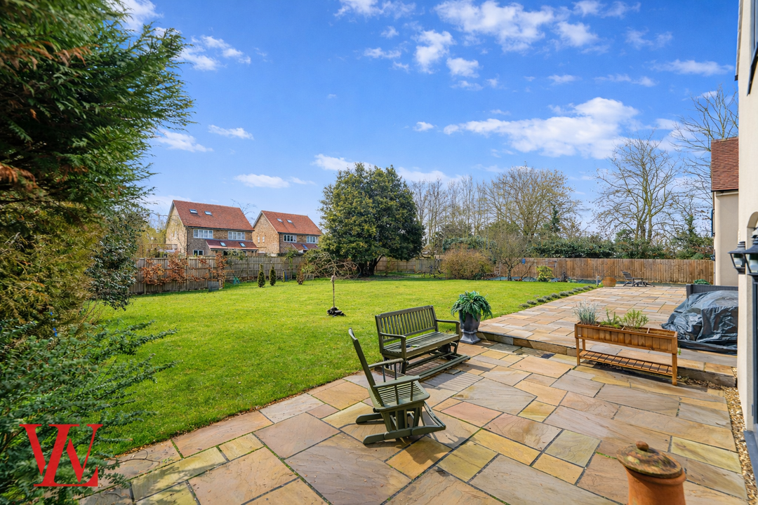 8 bed detached house for sale in The Street, Sheering, Bishop's Stortford, Hertfordshire 4