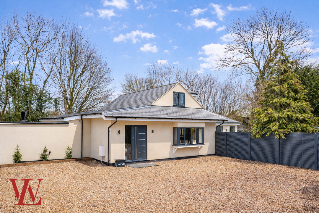 8 bed detached house for sale in The Street, Sheering, Bishop's Stortford, Hertfordshire  - Property Image 33