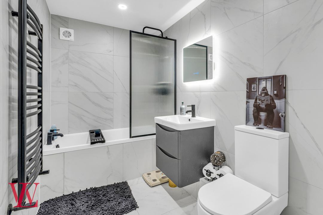 8 bed detached house for sale in The Street, Sheering, Bishop's Stortford, Hertfordshire  - Property Image 43