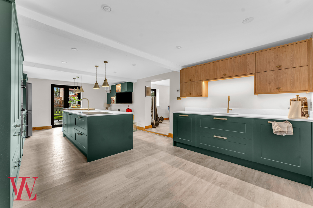 8 bed detached house for sale in The Street, Sheering, Bishop's Stortford, Hertfordshire 13