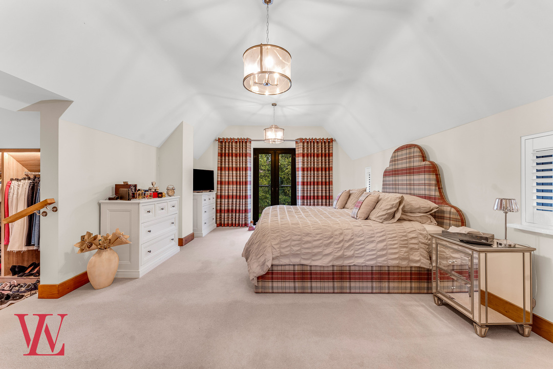 8 bed detached house for sale in The Street, Sheering, Bishop's Stortford, Hertfordshire  - Property Image 25