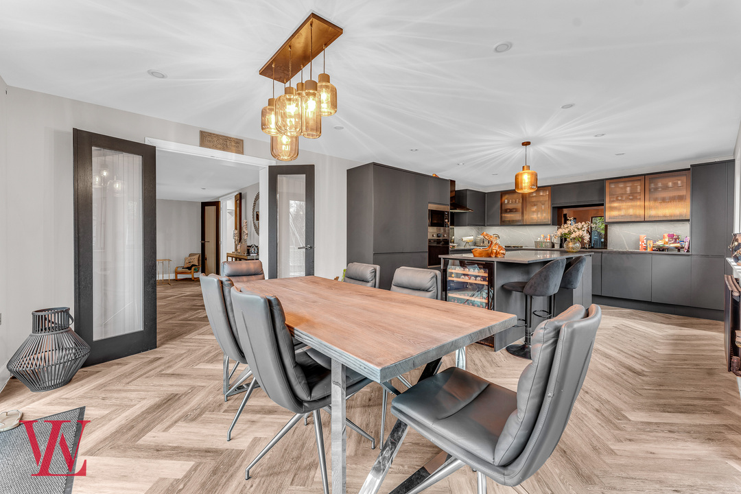 8 bed detached house for sale in The Street, Sheering, Bishop's Stortford, Hertfordshire  - Property Image 37